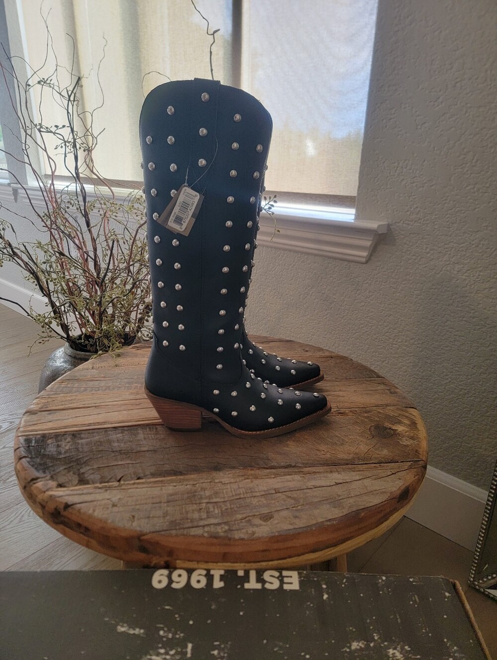 Dingo 1969 Broadway Bunny Western Boots, Size 6 - Picture 3 of 7
